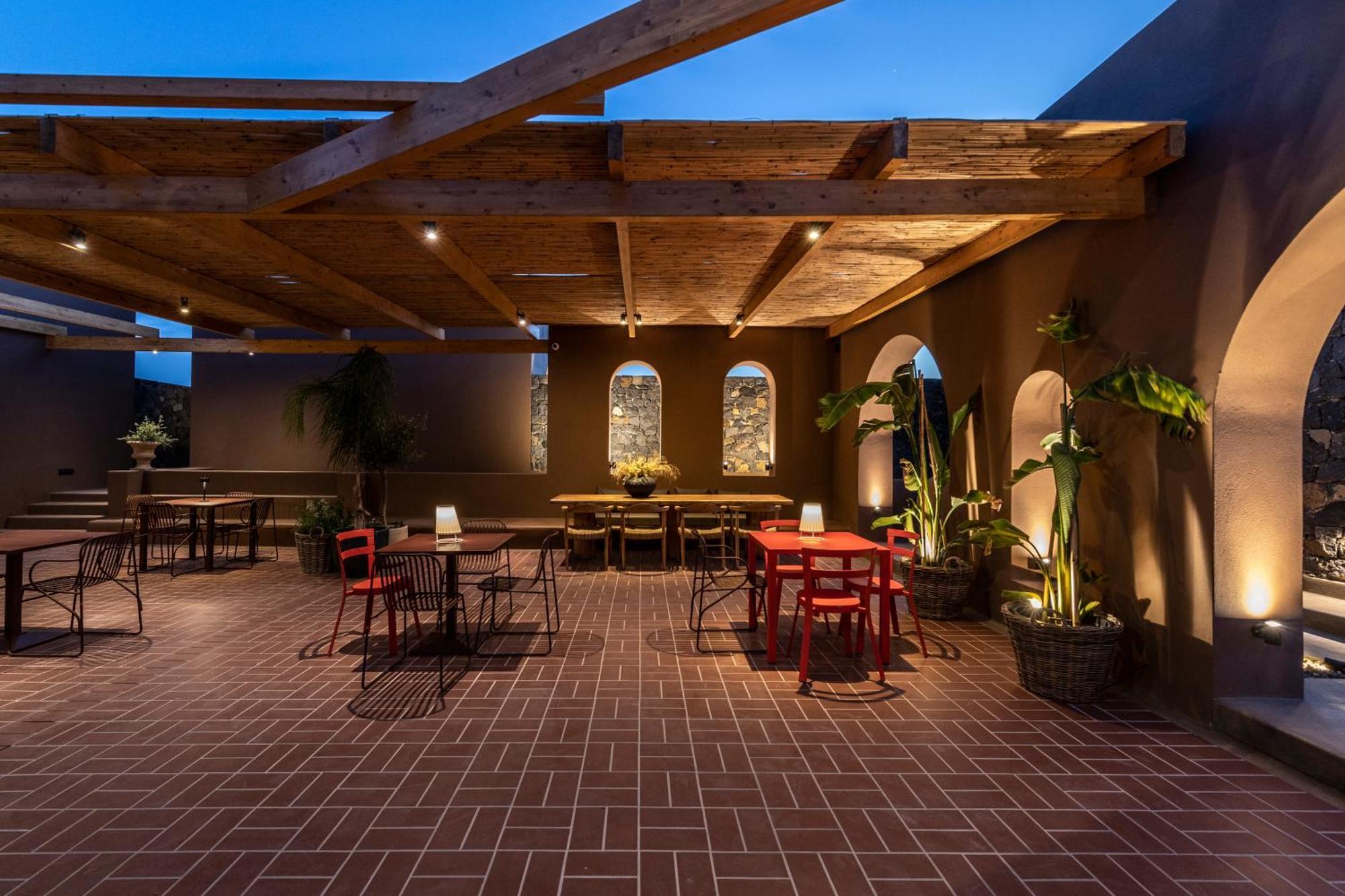 Serra Exclusive Suites Akrotírion Екстериор снимка